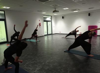 Zadbaj o siebie w rytmie jogi!