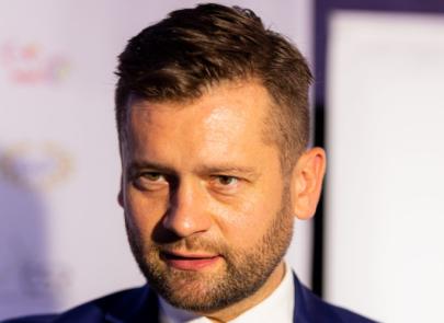Minister sportu i turystyki Kami Bortniczuk