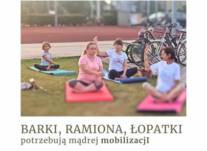Plenerowe zajęcia z elementami fizjoterapii.