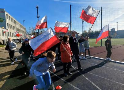 VI Niepodległościowa Sztafeta Międzypokoleniowa
