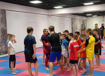 Feryjne zajęcia MMA