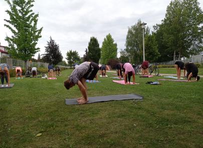 Joga w plenerze – dołącz do nas!