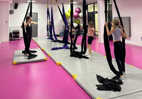 Szarfy w Centrum Sportu Raszyn