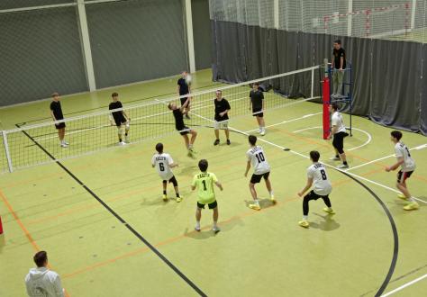 Ostatni dzień Powiatowych Zawodów Siatkarskich